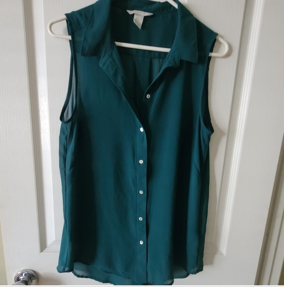 H&M Dark Green Semi Sheer Bottom Up Top - Picture 5 of 5